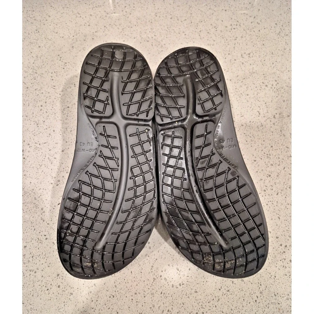 OOFOS OOahh Slide Sandals Navy Blue Mens Size 10 excellent condition